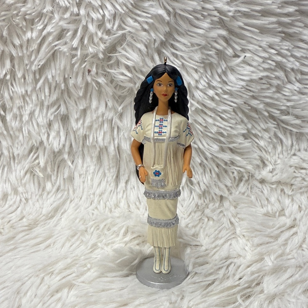1996 Dolls of the World Barbie Christmas Ornament- Native American.